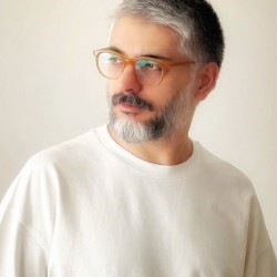 aks